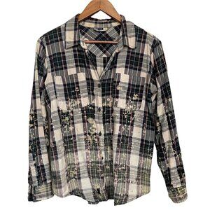 Vanilla Star Women's Green Plaid Button Factory Bleached Distressed Shirt Small